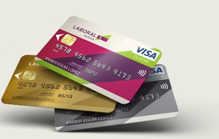 Principales recomendaciones para usar las tarjetas de crédito durante las rebajas de enero